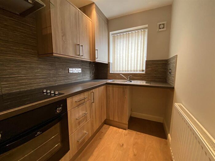 1 Bedroom Apartment To Rent In Eley Court, Halesowen Street, Rowley Regis, B65