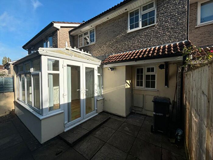 2 Bedroom Terraced House To Rent In Fiveways Close, Cheddar, BS27