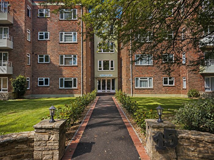 2 Bedroom Flat For Sale In Derby Road, Bournemouth, Dorset, BH1