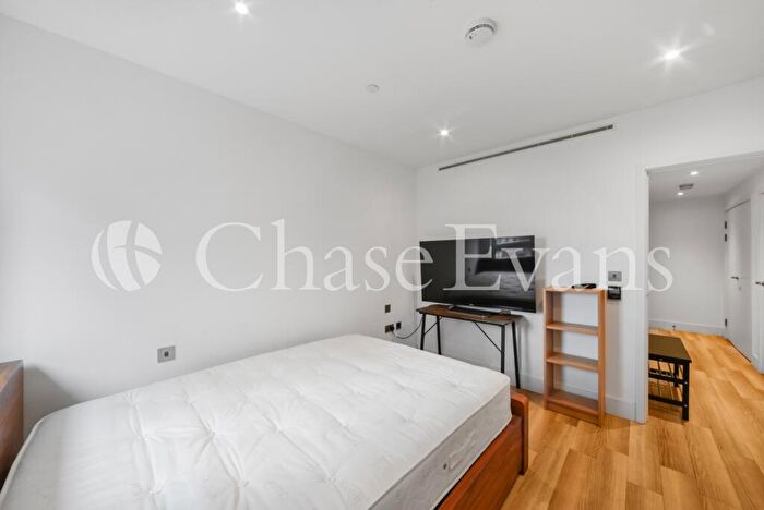 1 Bedroom Flat To Rent In New Drum Street, Aldgate, London, E1