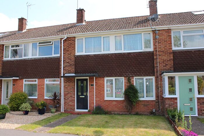 3 Bedroom Property To Rent In Kinver Close, Romsey, SO51