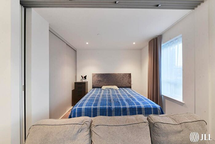 Apartment For Sale In Azure House, N8