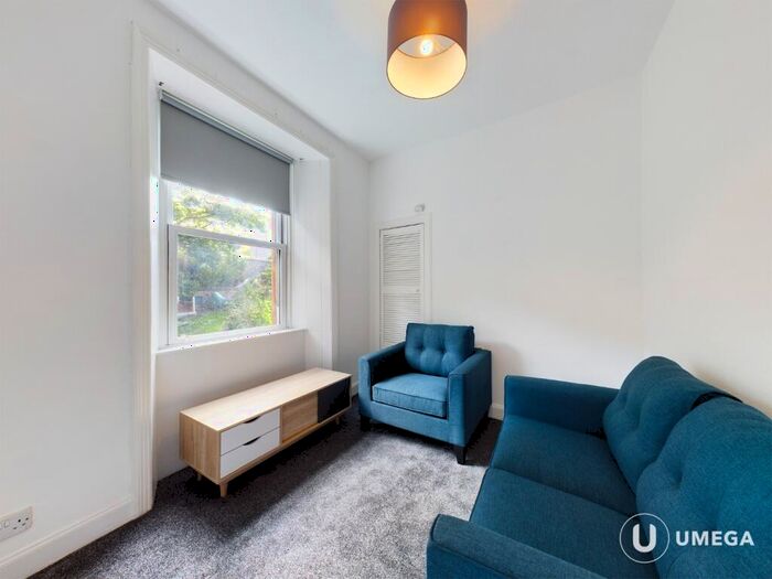 3 Bedroom Flat To Rent In Parsons Green Terrace, Meadowbank, Edinburgh, EH8