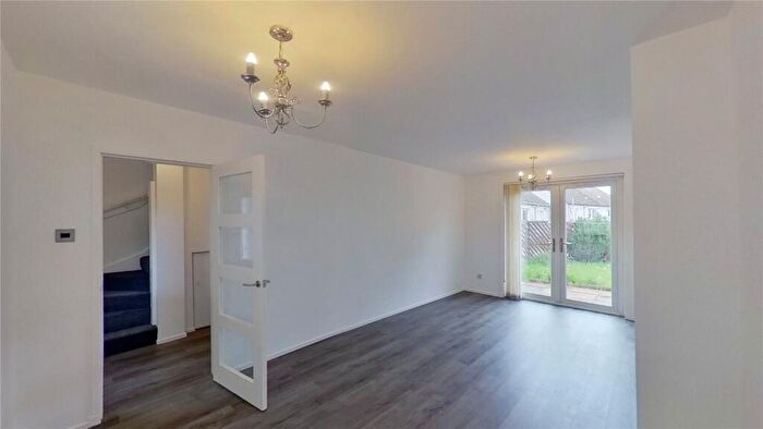 2 Bedroom Semi-Detached House To Rent In Quarryfoot Gardens, Edinburgh, EH19