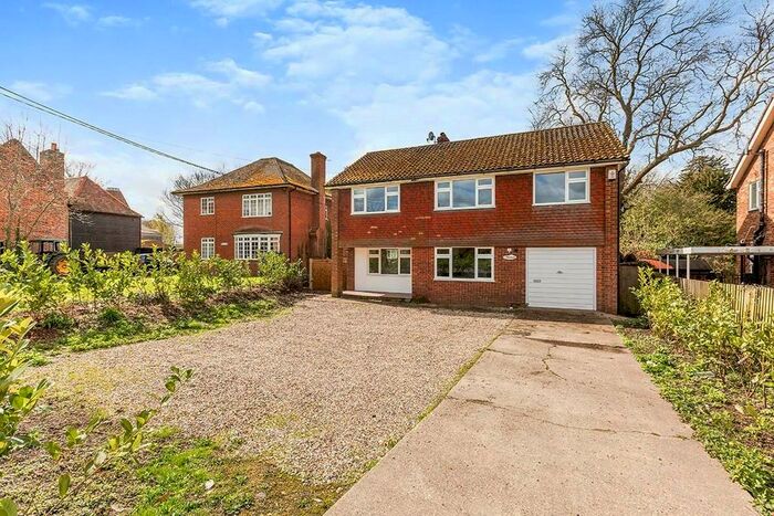 4 Bedroom Detached House To Rent In Green Street Green Road, Dartford, Kent, DA2