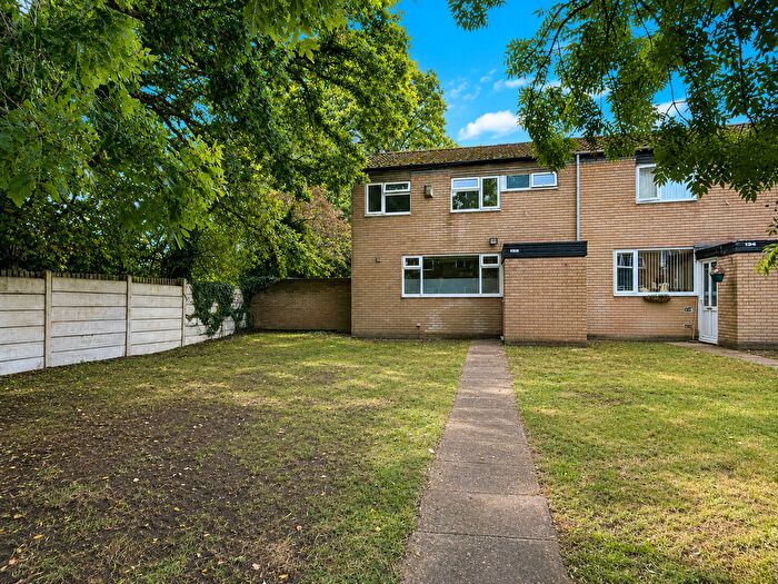 4 Bedroom End Terrace House For Sale In Prince Of Wales Lane, Birmingham, B14