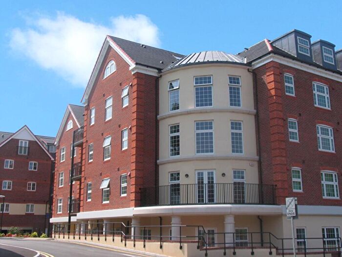 2 Bedroom Flat To Rent In Dorchester Court, Camberley, GU15