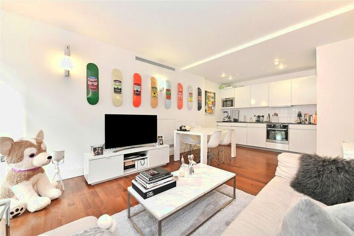 2 Bedroom Flat To Rent In Weymouth Street, Marylebone, London, W1W