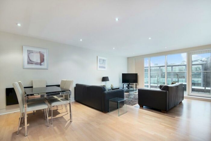 2 Bedroom Flat To Rent In Sir John Lyon House, London, EC4V