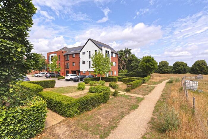 2 Bedroom Apartment For Sale In Malpass Drive, Leybourne, ME19