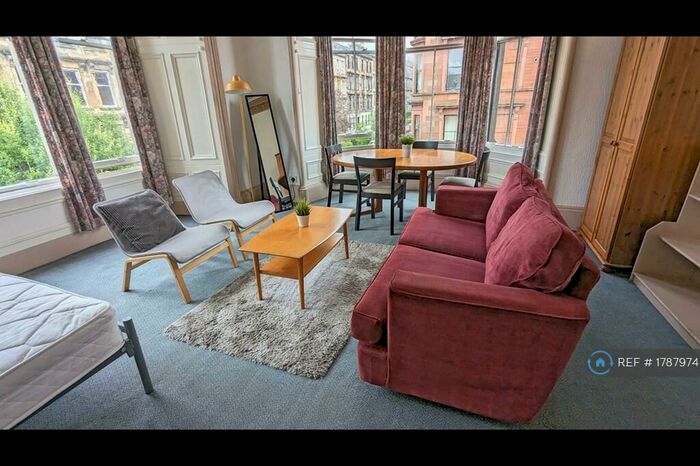 4 Bedroom Flat To Rent In Kersland Street, Glasgow, G12