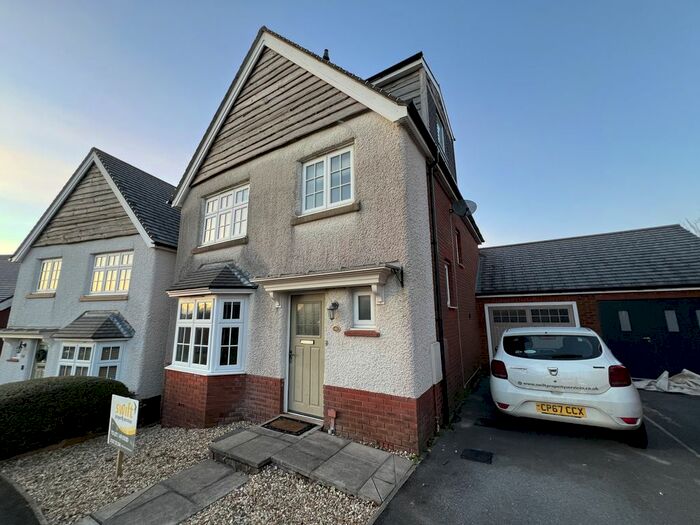 3 Bedroom Detached House To Rent In Rhodfa Morgan Drive, Llangunnor, Carmarthen, SA31