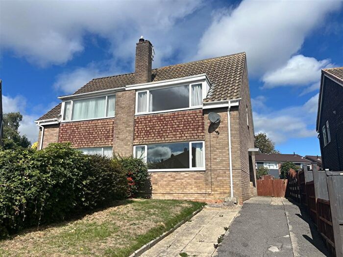3 Bedroom Property To Rent In St. Marys Crescent, Yeovil, BA21
