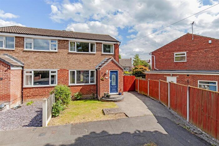 3 Bedroom Semi-Detached House For Sale In Bluebank View, New Whittington, Chesterfield, S43