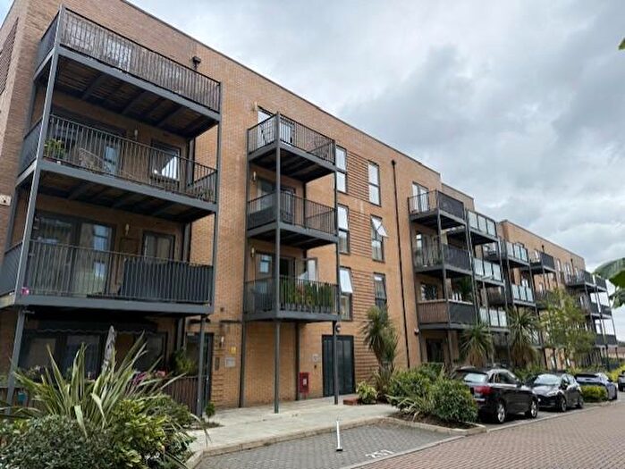 1 Bedroom Flat For Sale In Apple Yard, London, SE20