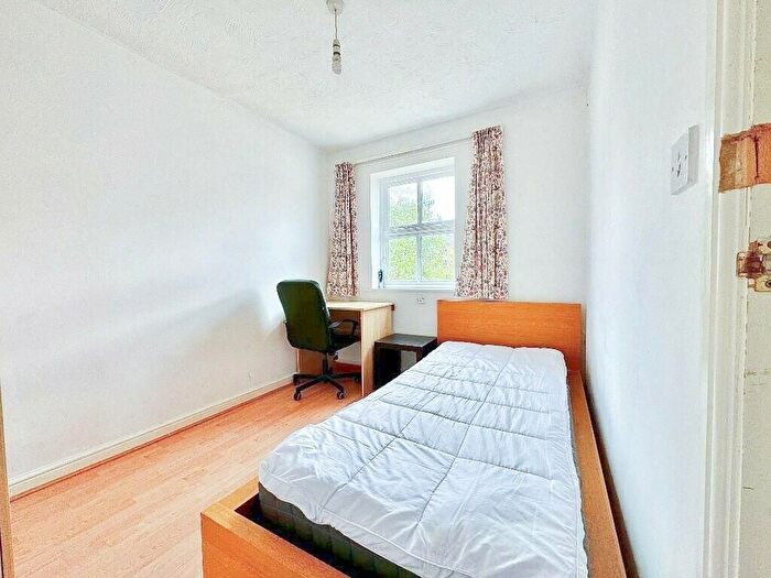 4 Bedroom Terraced House To Rent In Jellicoe Avenue, Bristol, BS16