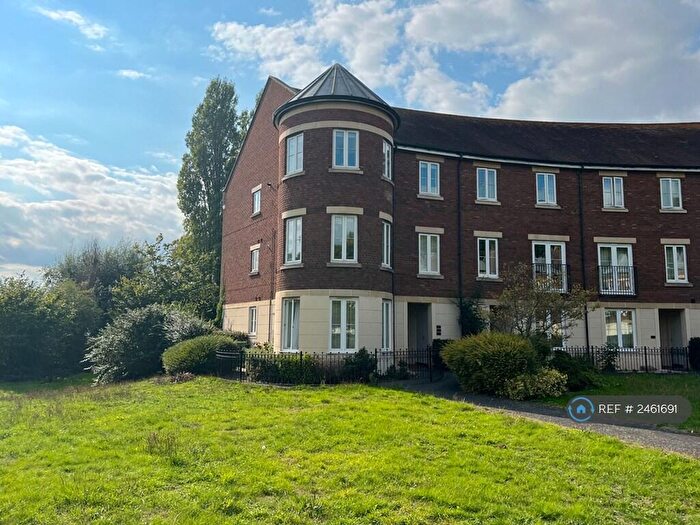 2 Bedroom Flat To Rent In Gras Lawn, Exeter, EX2