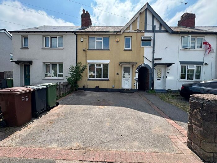 3 Bedroom Town House For Sale In Pinson Road, Willenhall, WV13