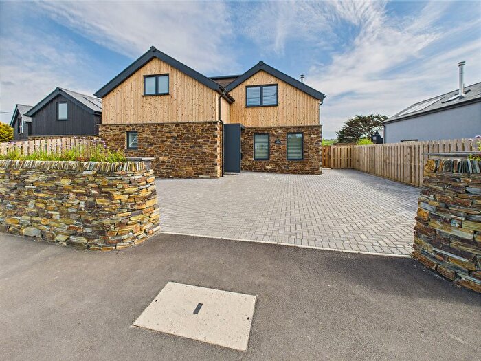 4 Bedroom Detached House For Sale In Leverlake Road, Widemouth Bay, EX23