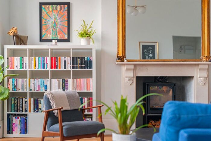 1 Bedroom Flat For Sale In Bellevue, Clifton, BS8