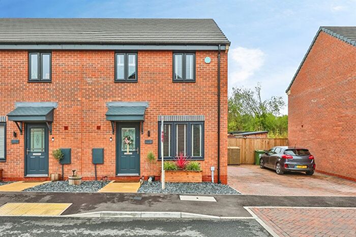 3 Bedroom Semi-Detached House For Sale In Nesfield Drive, Shipley, Heanor, DE75