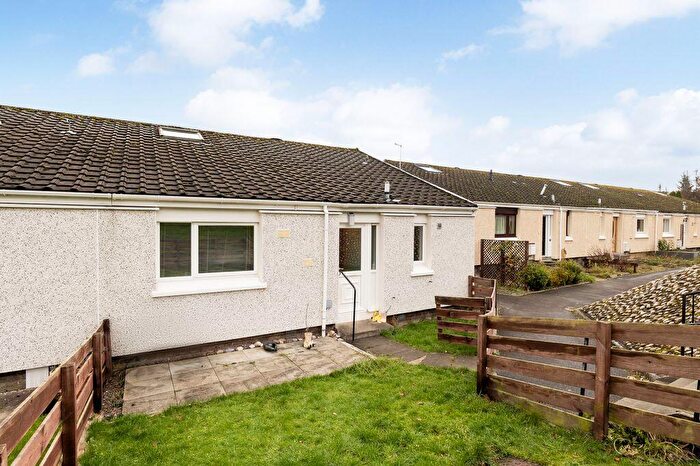 3 Bedroom End Of Terrace House For Sale In Kingsway, Peebles, EH45