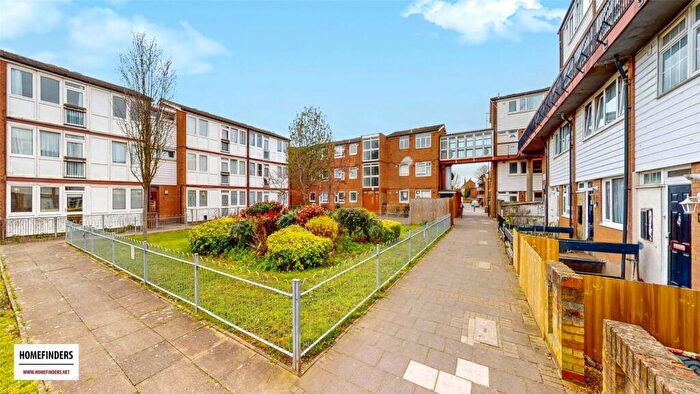 1 Bedroom Apartment For Sale In Hamfrith, Stratford, E15