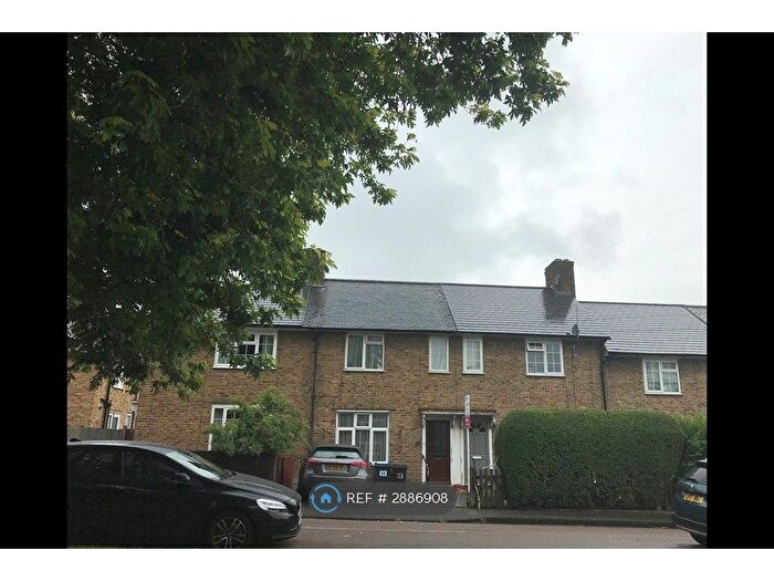 3 Bedroom Terraced House To Rent In Bury Grove, Morden, SM4