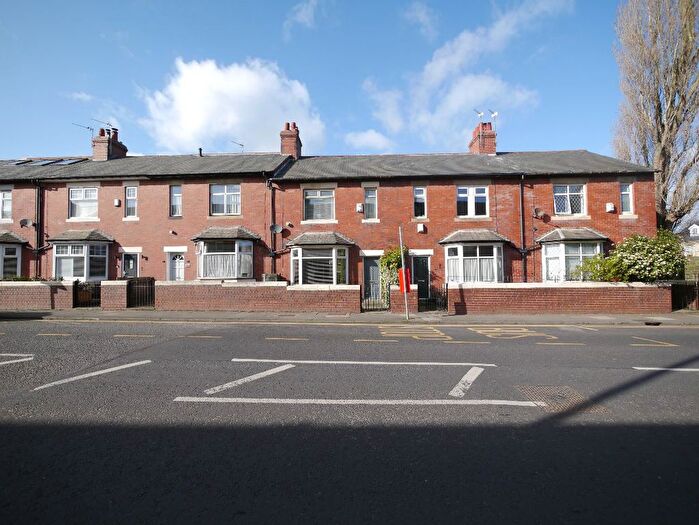 2 Bedroom Terraced House For Sale In Salters Road, Gosforth, Newcastle Upon Tyne, NE3