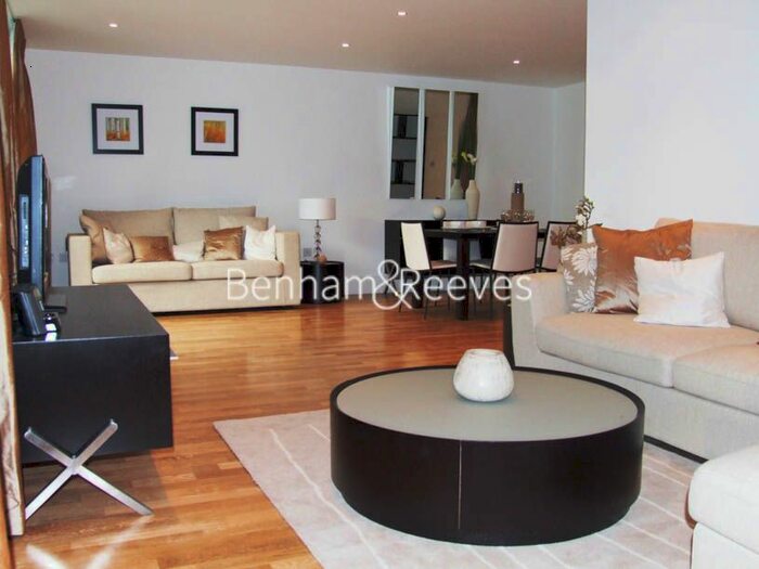 2 Bedroom Flat To Rent In Highbury Stadium Square, Highbury, N5