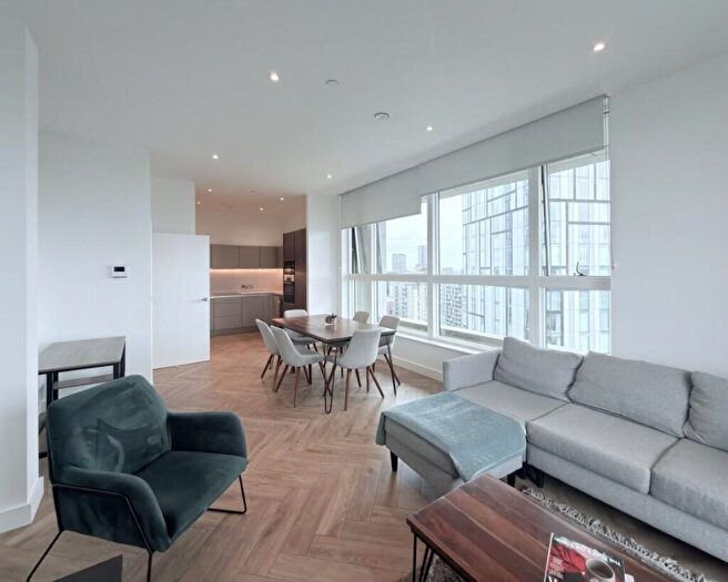 3 Bedroom Flat To Rent In Anaconda Cut, Greengate, M3