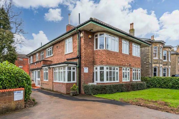 3 Bedroom Apartment To Rent In The Avenue Southampton SO17