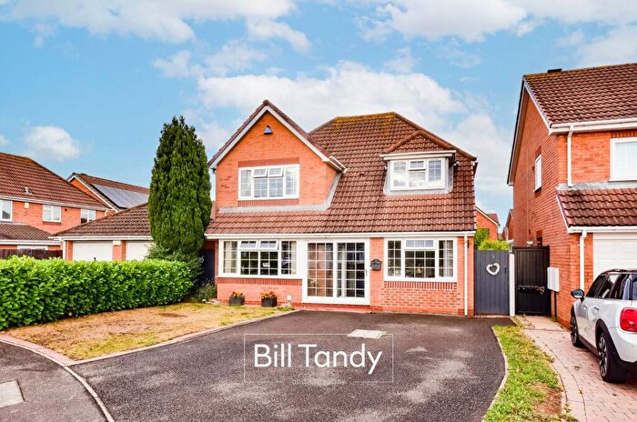 4 Bedroom Detached House For Sale In Emberton Way, Amington, Tamworth, B77