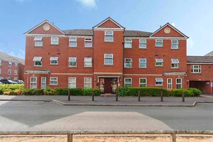 2 Bedroom Flat For Sale In Snitterfield Drive, Shirley, Solihull, B90