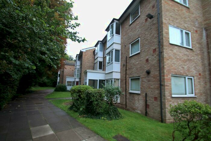 Studio To Rent In Vincent Road, Luton, LU4