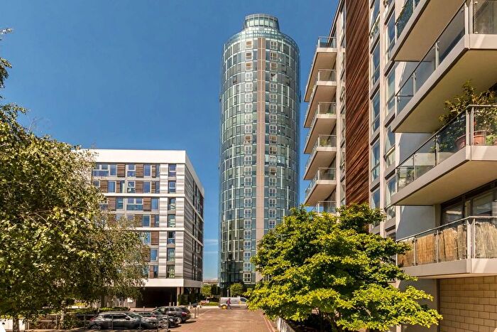 1 Bedroom Flat To Rent In Ealing Road, Brentford, TW8