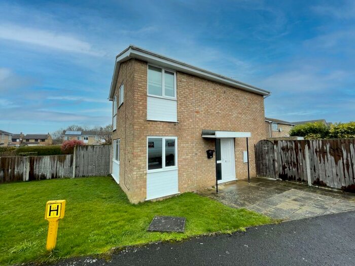 3 Bedroom Detached House To Rent In Carey Way, Olney, MK46