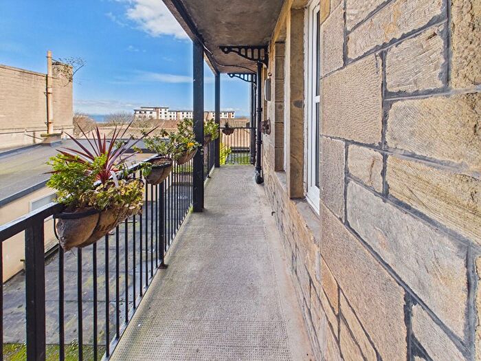 1 Bedroom Flat To Rent In Pipe Street, Portobello, Edinburgh, EH15
