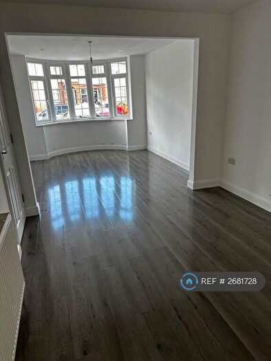 4 Bedroom Terraced House To Rent In Kingsley Road, Luton, LU3