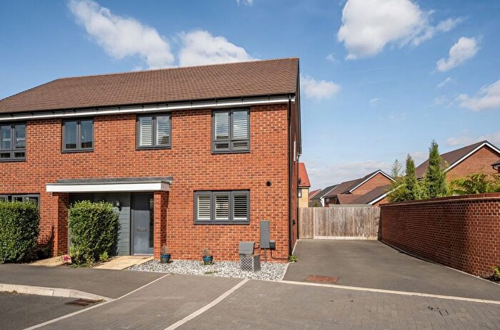 3 Bedroom Semi-Detached House For Sale In Johnson Avenue, Wootton, Bedford, MK43
