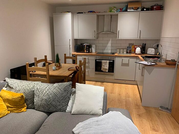 2 Bedroom Flat To Rent In Fitzalan Road, Sheffield, S13