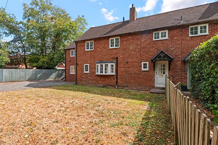 5 Bedroom End Of Terrace House For Sale In Bell Field, Tanworth In Arden, B94