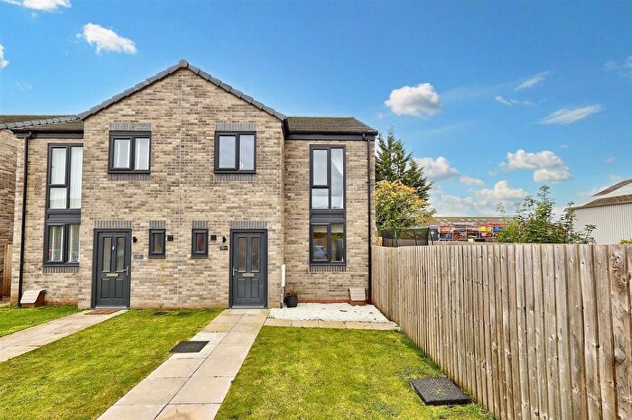 3 Bedroom Property For Sale In Dunlin Close, Carlisle, CA2