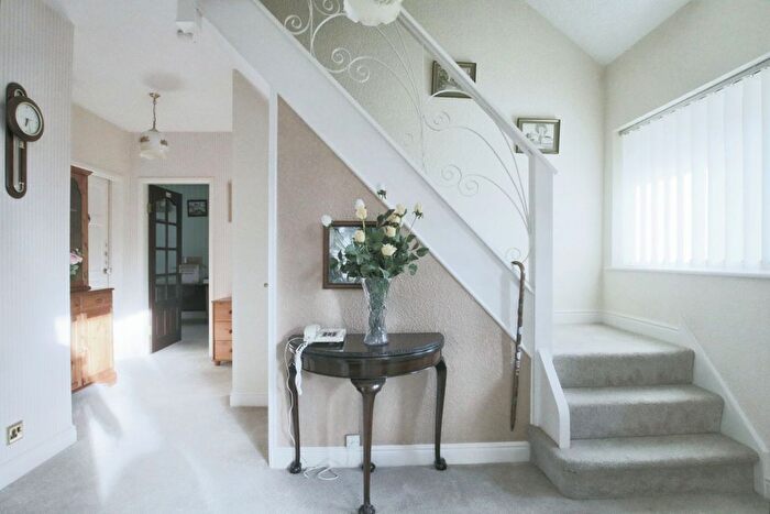 4 Bedroom Detached Bungalow For Sale In Winston Drive, Cottingham, East Riding Of Yorkshire, HU16