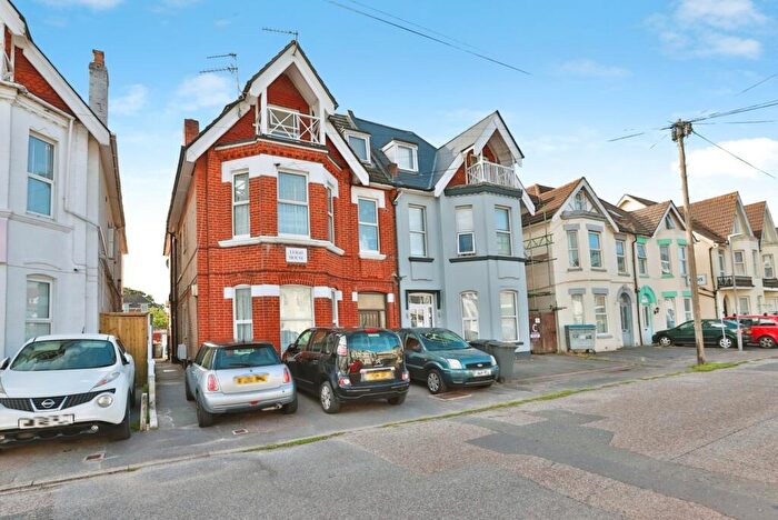 1 Bedroom Flat For Sale In Westby Road, Bournemouth, Dorset, BH5