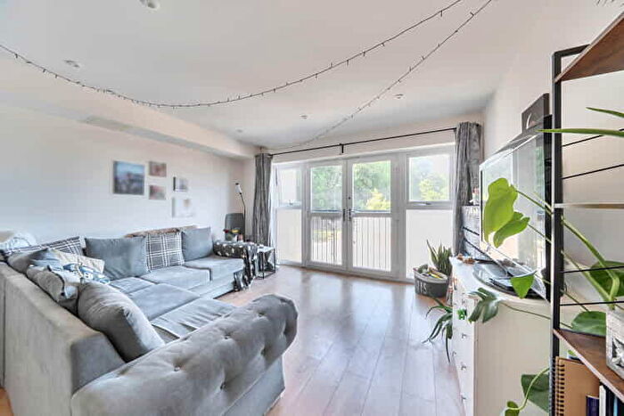 1 Bedroom Flat For Sale In Shapiro House, Stevenage, Hertfordshire, SG1