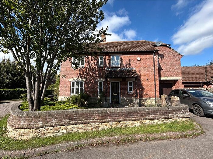 5 Bedroom Detached House To Rent In Barton Green, Trull, Taunton, Somerset, TA3