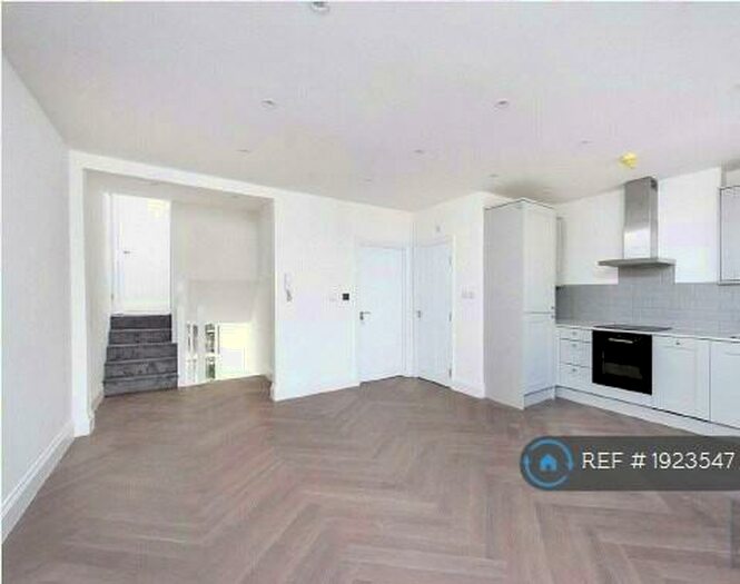 2 Bedroom Flat To Rent In Boundary Road, London, NW8