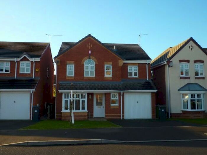4 Bedroom Detached House To Rent In Eglamour Way, Warwick, CV34