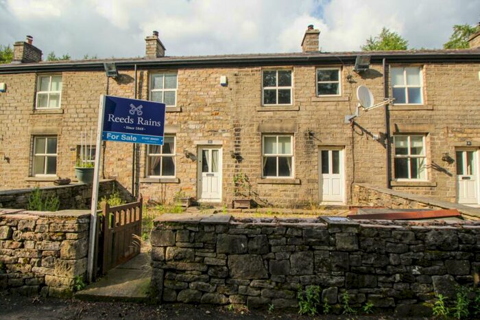 3 Bedroom Terraced House For Sale In Crowden, Glossop, Derbyshire, SK13